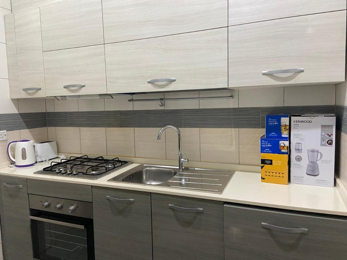 Queens View Apartment Akra Dış mekan fotoğraf