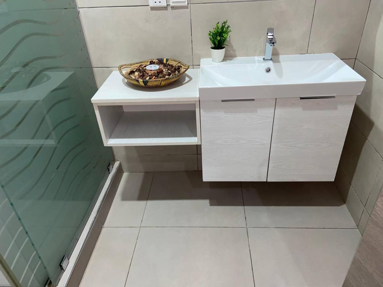 Queens View Apartment Akra Dış mekan fotoğraf