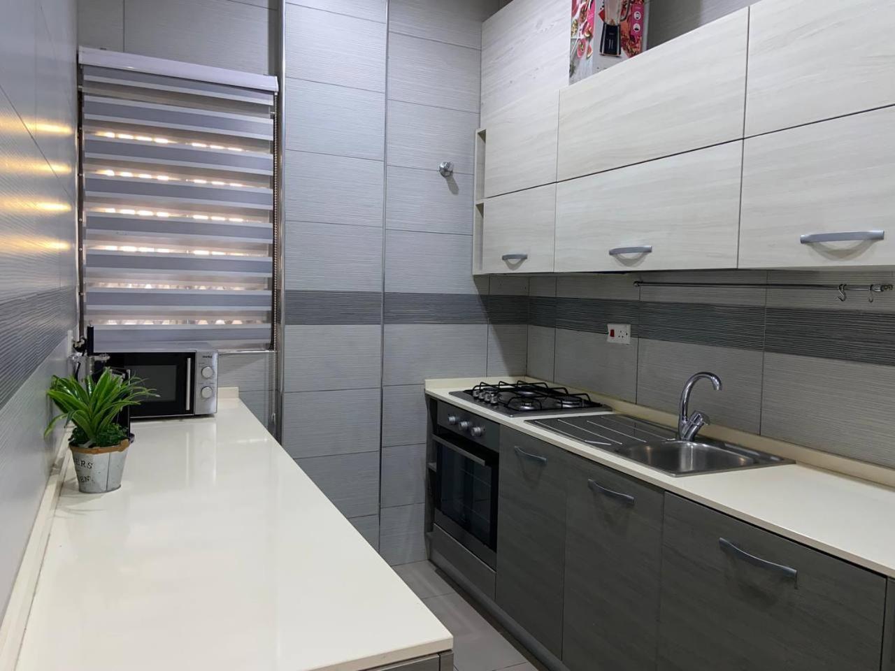 Queens View Apartment Akra Dış mekan fotoğraf
