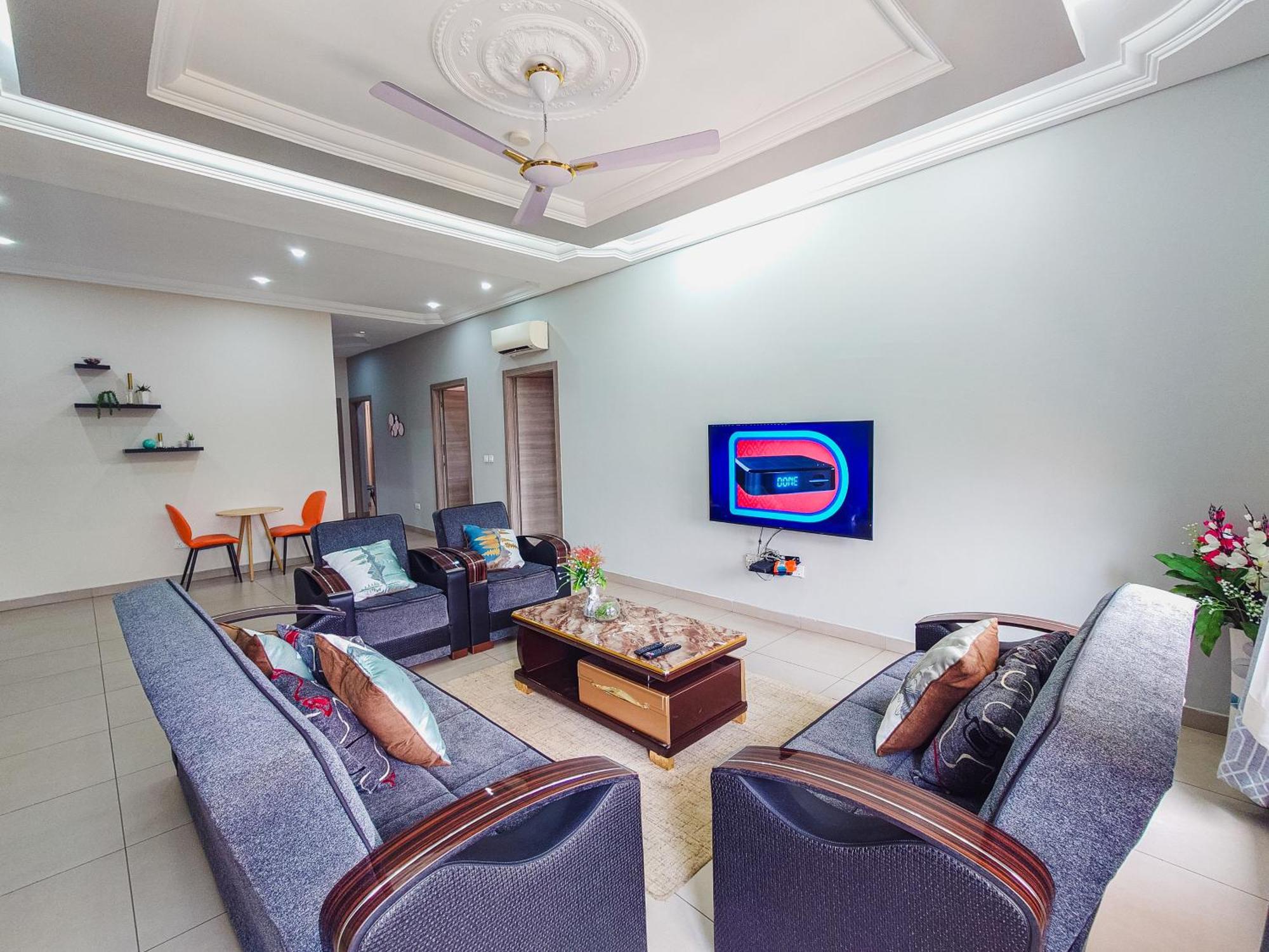 Queens View Apartment Akra Dış mekan fotoğraf